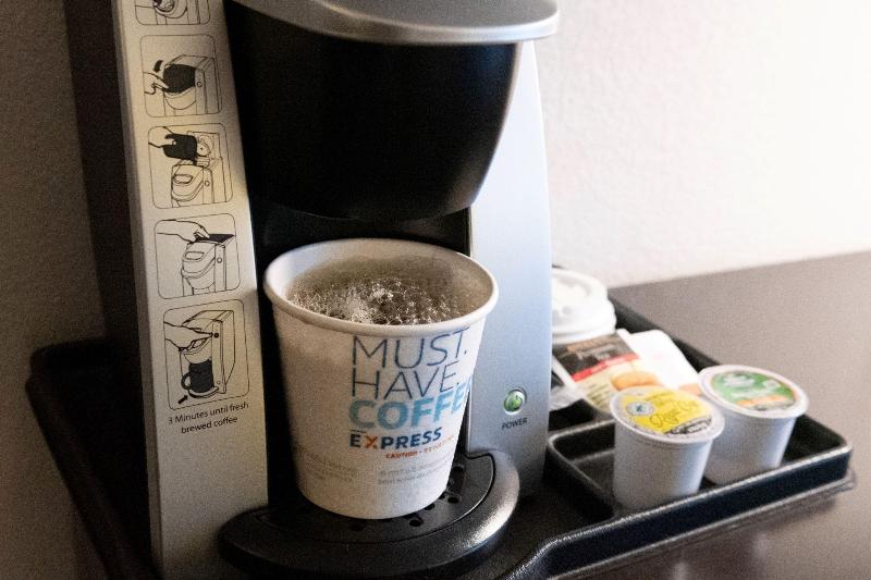 Holiday Inn Express & Suites New Martinsville image