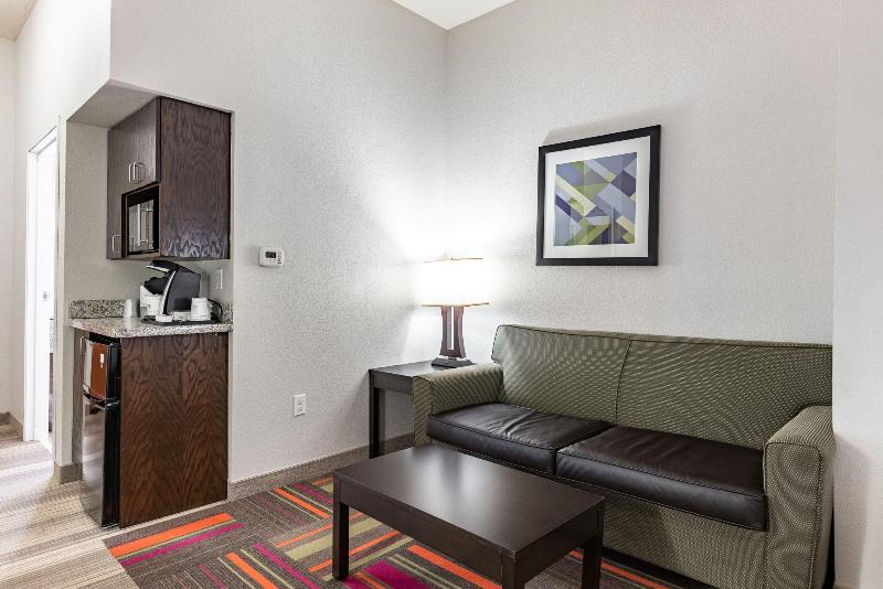 Holiday Inn Express & Suites New Martinsville image