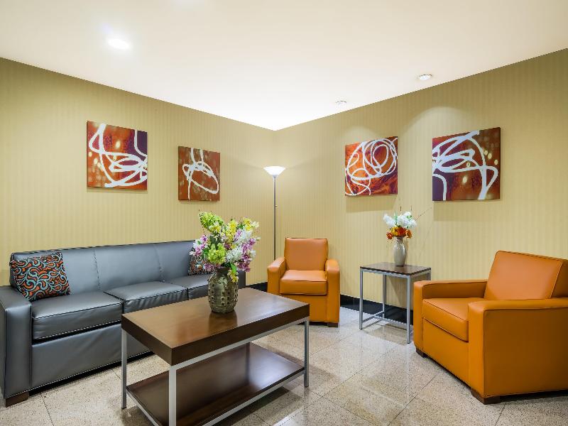 Holiday Inn Express & Suites North East By IHG — view