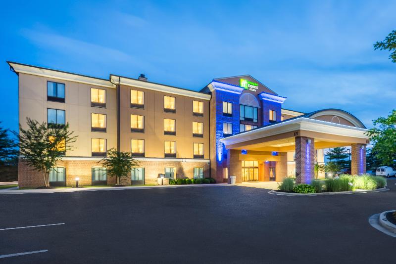 Holiday Inn Express & Suites North East By IHG image