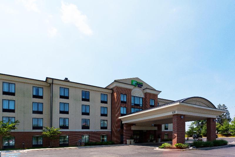 Holiday Inn Express & Suites North East By IHG image