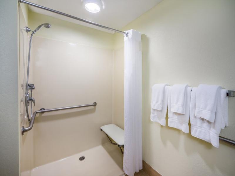 Holiday Inn Express & Suites North East By IHG image