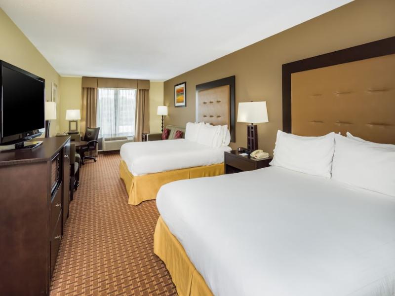 Holiday Inn Express & Suites North East By IHG image