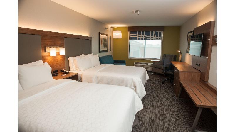 Holiday Inn Express & Suites Norfolk By IHG 5