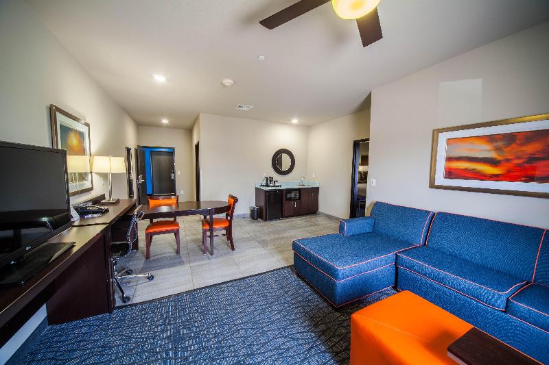 Holiday Inn Express and Suites Oklahoma City South photo 22