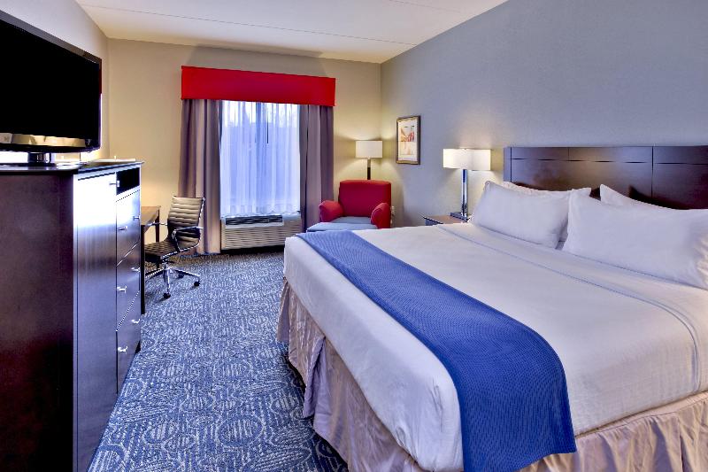 Holiday Inn Express Knoxville West Oak Ridge image