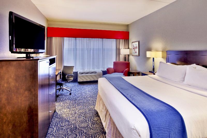 Holiday Inn Express Knoxville West Oak Ridge image