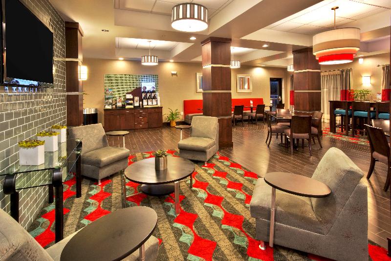Holiday Inn Express Knoxville West Oak Ridge image
