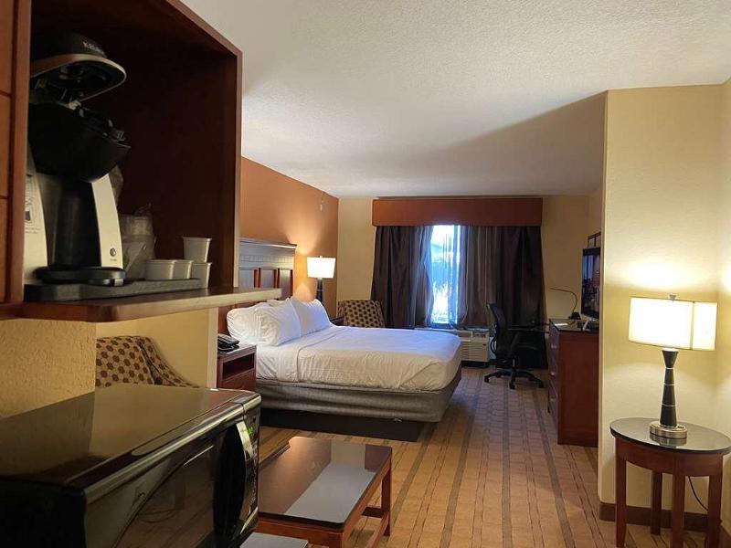 Best Western Plus Flagler Beach Area Inn & Suites — photo 27