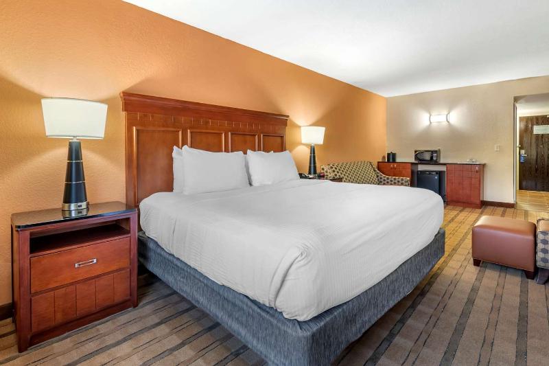 Best Western Plus Flagler Beach Area Inn & Suites — photo 92