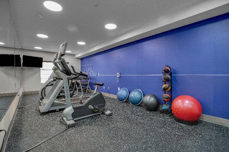 Holiday Inn Express Suites Portland-Jantzen Beach image
