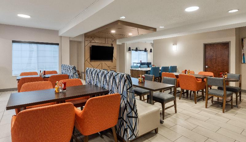 Holiday Inn Express Suites Portland-Jantzen Beach image