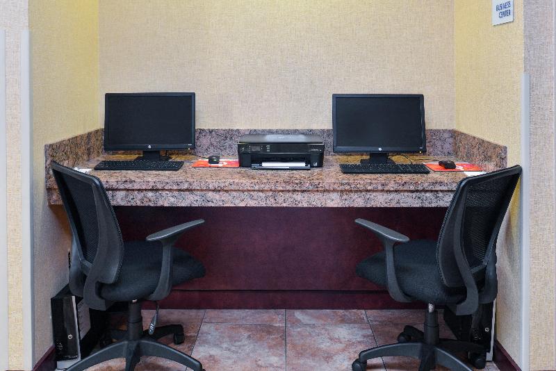 Holiday Inn Express Suites Portland-Jantzen Beach image