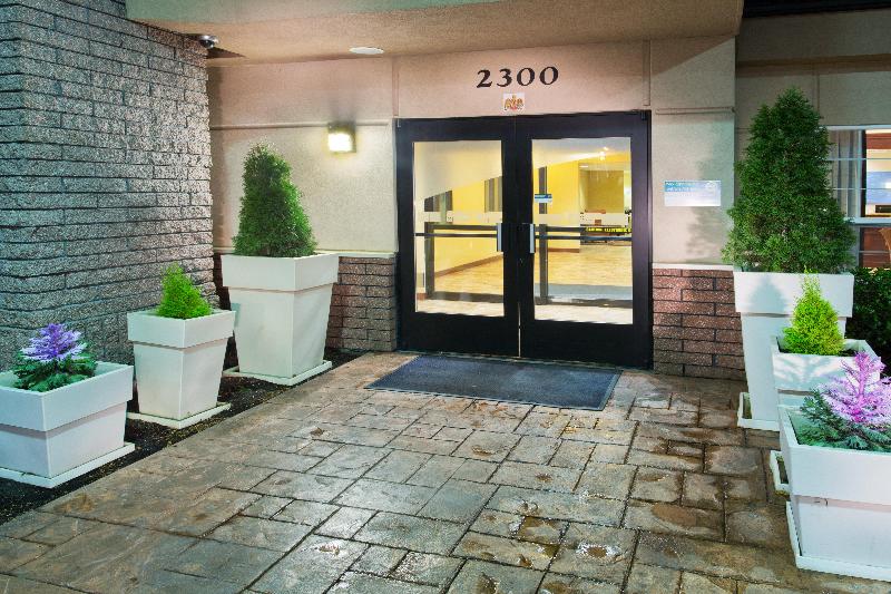 Holiday Inn Express Suites Portland-Jantzen Beach image