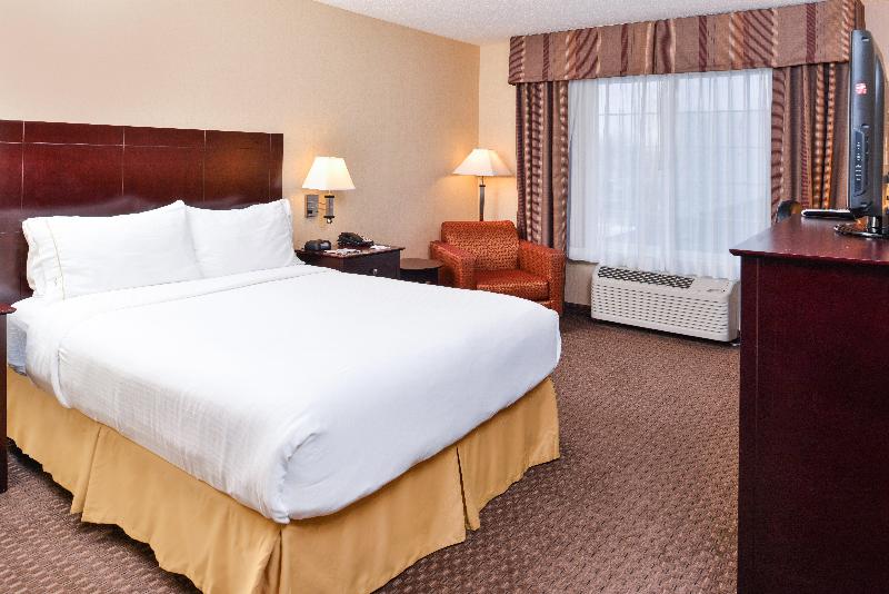 Holiday Inn Express Suites Portland-Jantzen Beach image