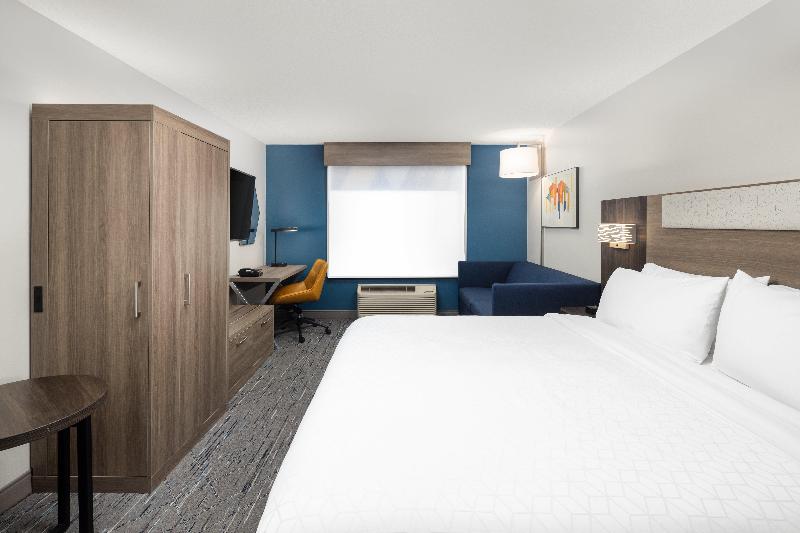 Holiday Inn Express Suites Portland-Jantzen Beach image