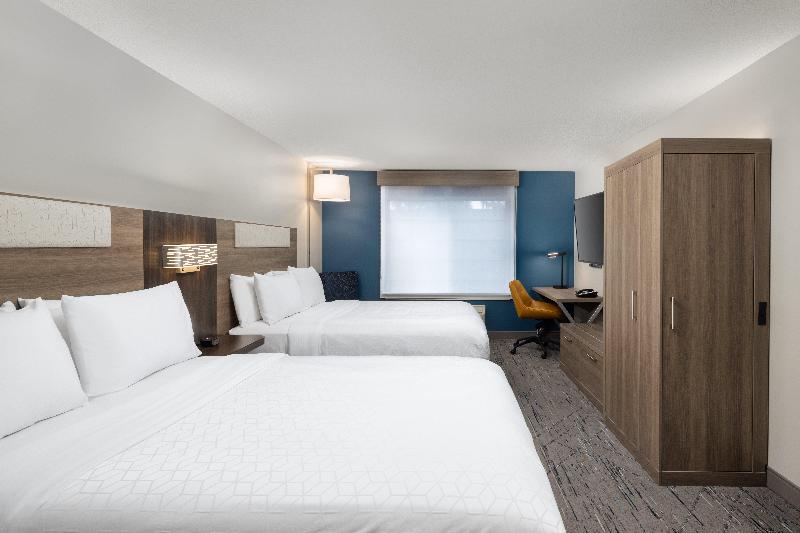 Holiday Inn Express Suites Portland-Jantzen Beach image