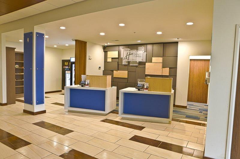 Holiday Inn Express & Suites Port Huron By IHG image