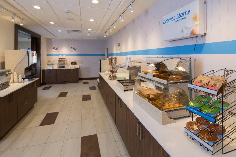 Holiday Inn Express & Suites Port Huron By IHG image