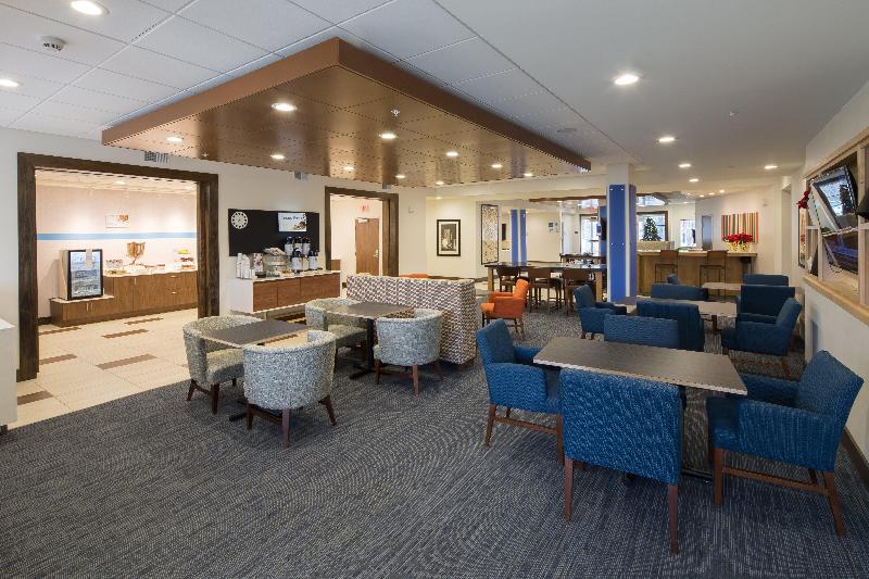 Holiday Inn Express & Suites Port Huron By IHG image