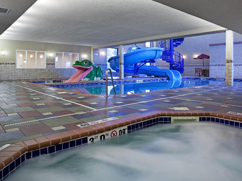 Holiday Inn Express and Suites Longmont image