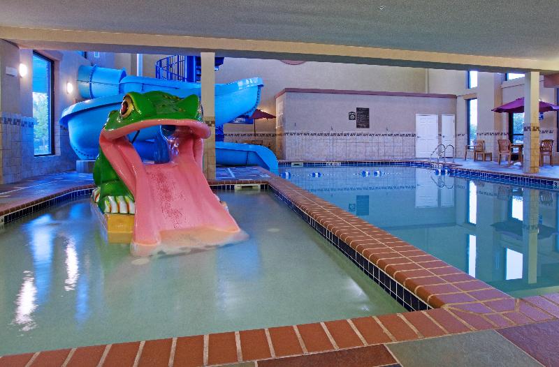 Holiday Inn Express and Suites Longmont image