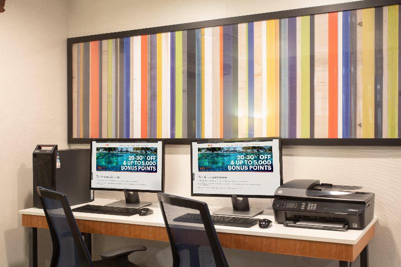 Holiday Inn Express and Suites Longmont image
