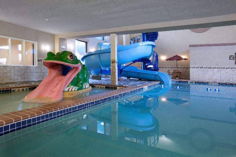 Holiday Inn Express and Suites Longmont image