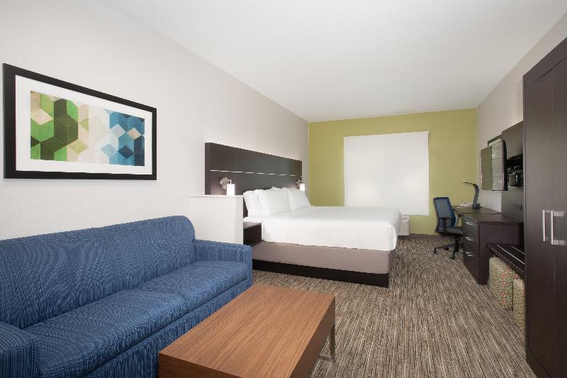 Holiday Inn Express and Suites Longmont image