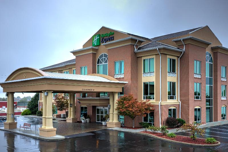 Holiday Inn Express & Suites Richmond image