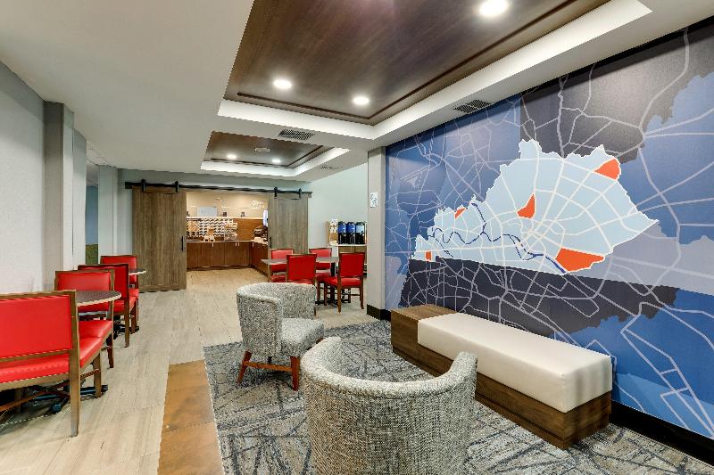 Holiday Inn Express & Suites Richmond image