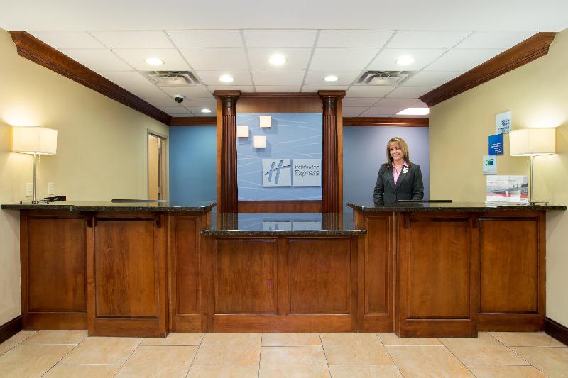 Holiday Inn Express & Suites Richmond image