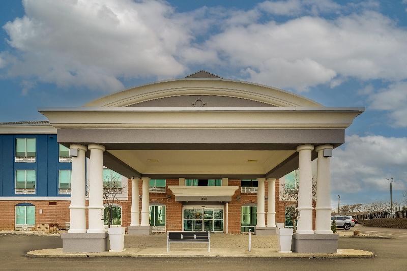 Holiday Inn Express & Suites Richmond image