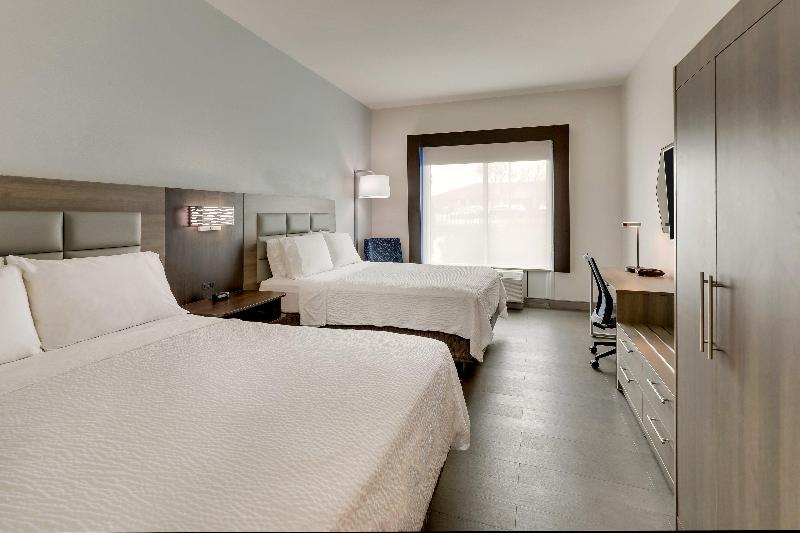 Holiday Inn Express & Suites Richmond image