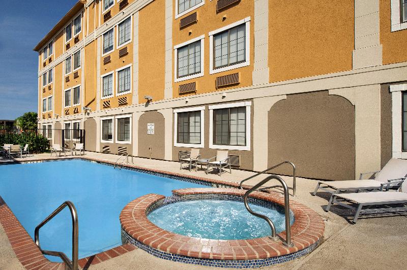 Holiday Inn Exp & Sts San Antonio-Dtwn Market Area