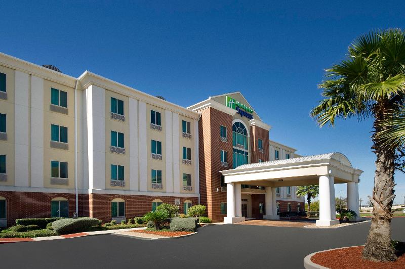 Holiday Inn Express and Suites San Antonio West Se