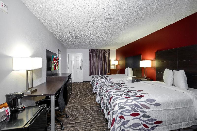 Red Roof Inn Defuniak Springs image