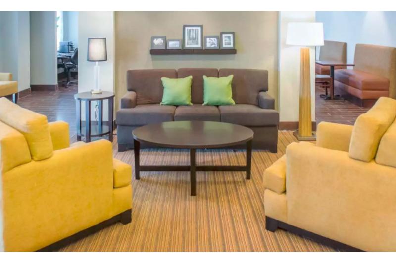 Sleep Inn & Suites Defuniak Springs - Crestview image