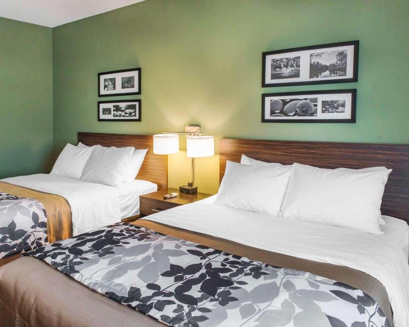 Sleep Inn & Suites Defuniak Springs - Crestview image