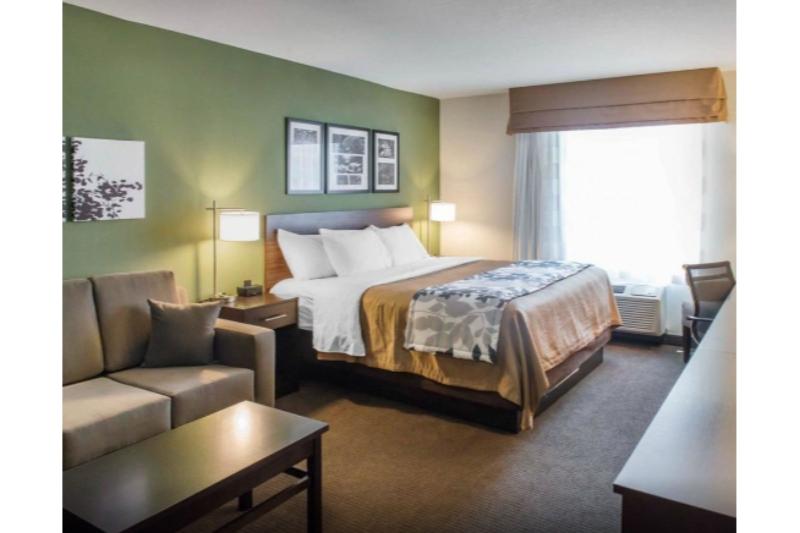 Sleep Inn & Suites Defuniak Springs - Crestview image