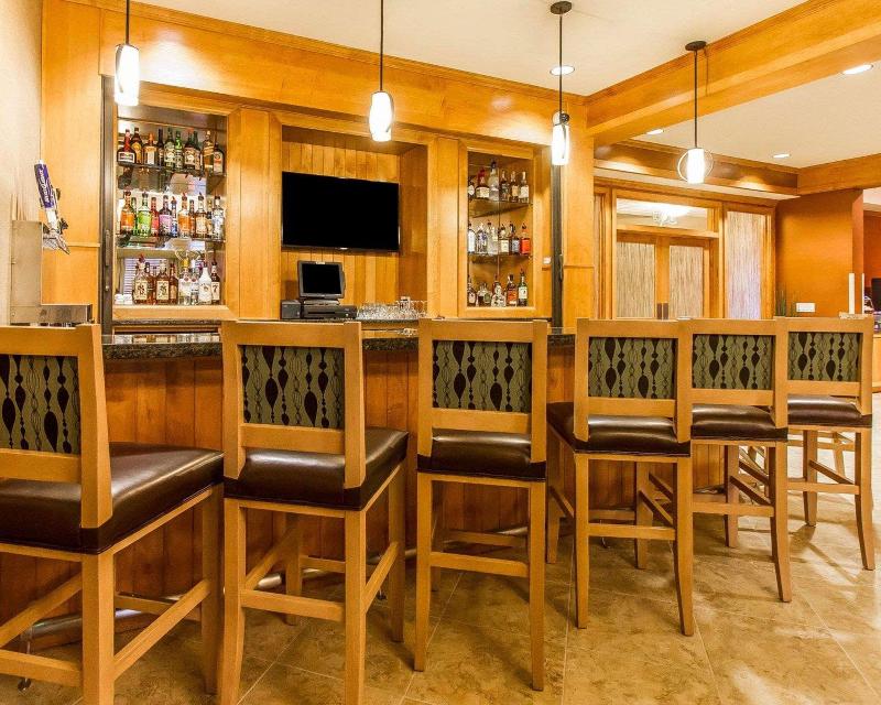 Mainstay Suites Stanley image