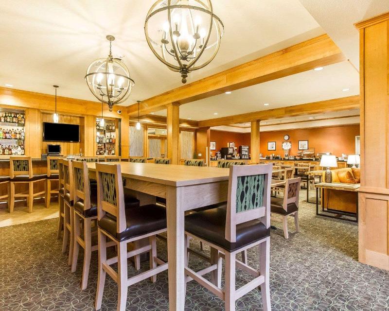Mainstay Suites Stanley image