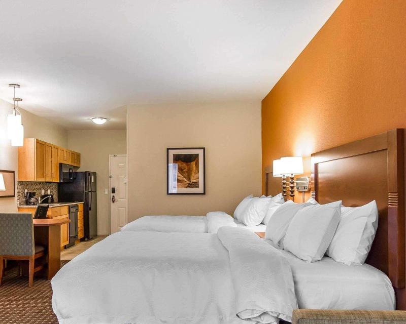 Mainstay Suites Stanley image