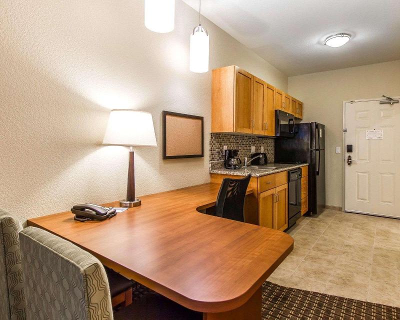 Mainstay Suites Stanley image