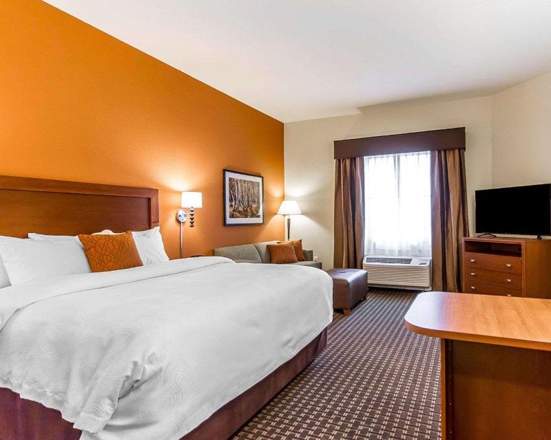 Mainstay Suites Stanley image