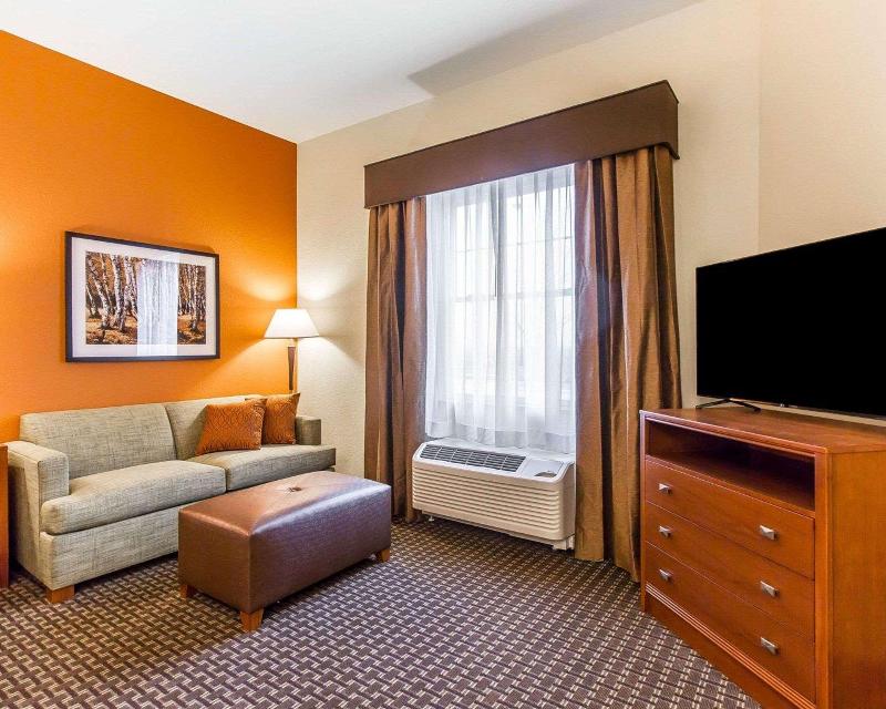 Mainstay Suites Stanley image
