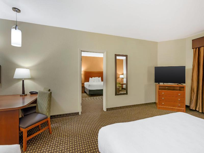 Mainstay Suites Stanley image