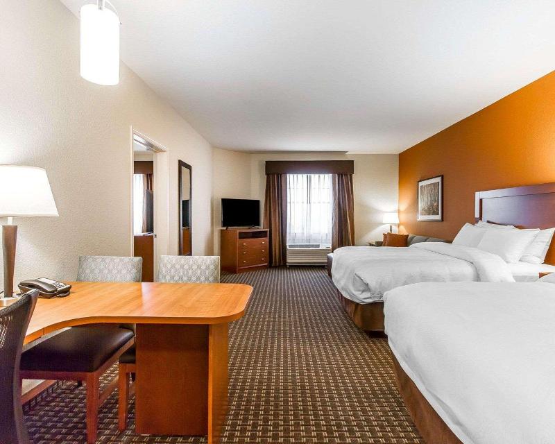 Mainstay Suites Stanley image