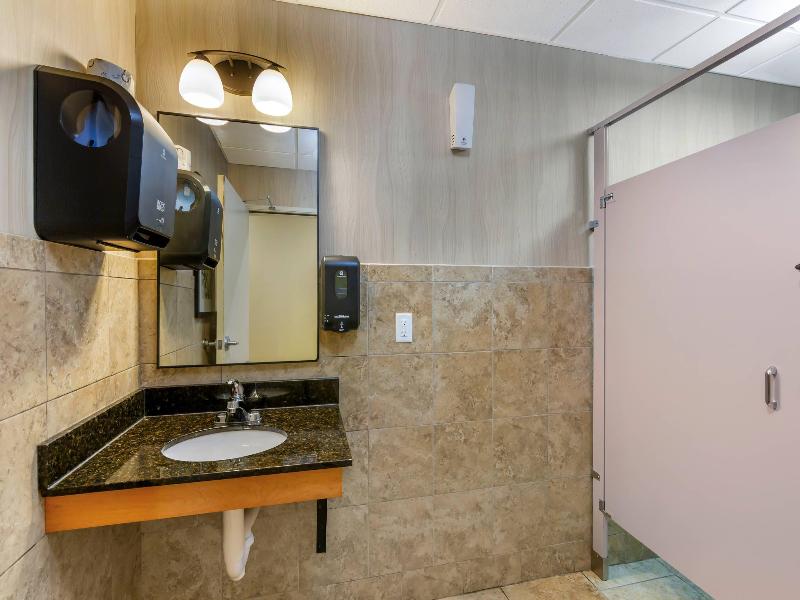 Mainstay Suites Stanley image