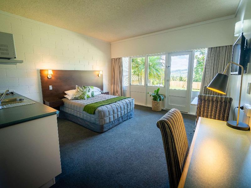 Comfort Hotel Flames Whangarei image